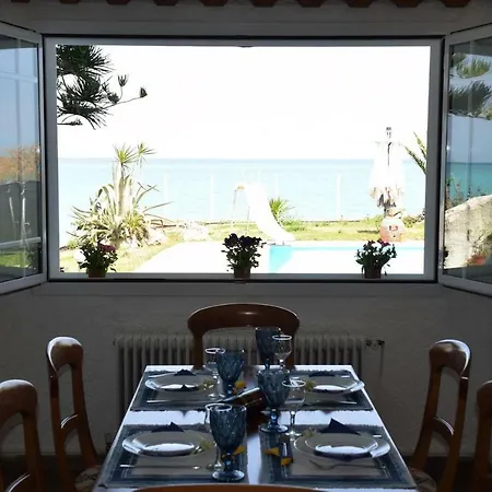 Antorina Beachfront Villas Kamari  Buitenkant foto