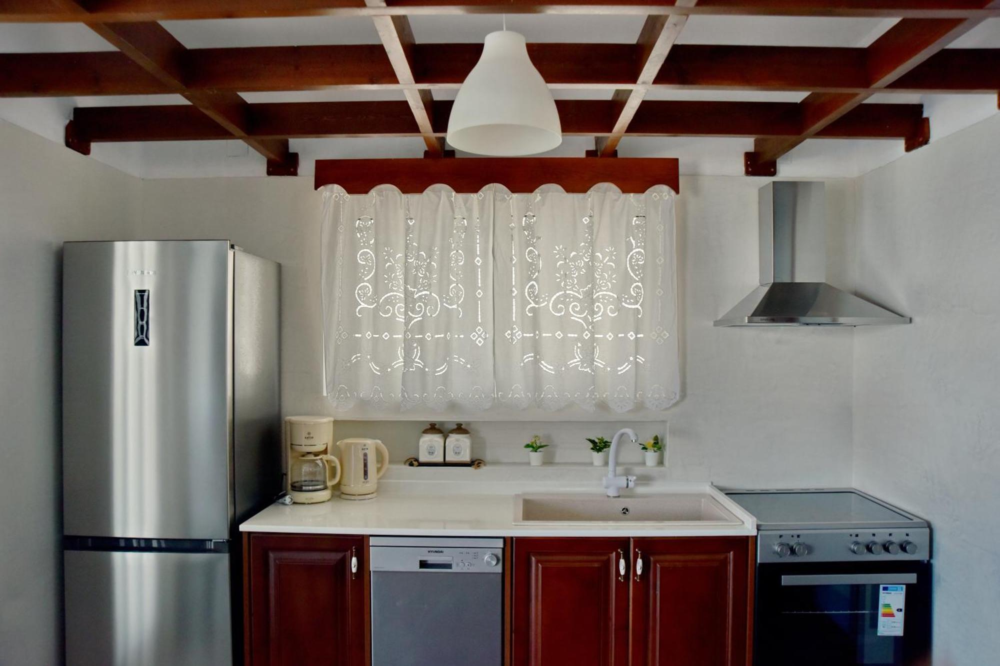 Antorina Beachfront Apartment Kamari (Corinthia)