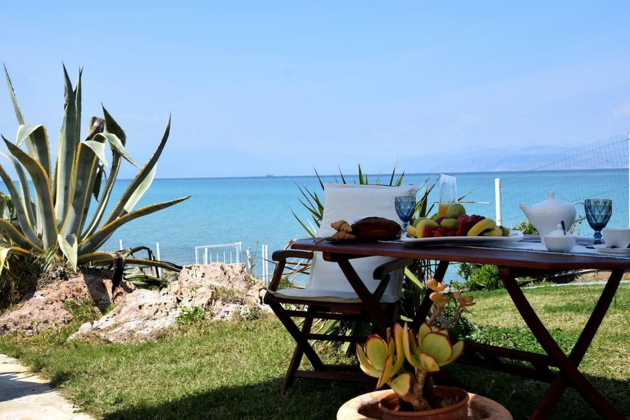 Antorina Beachfront Apartment