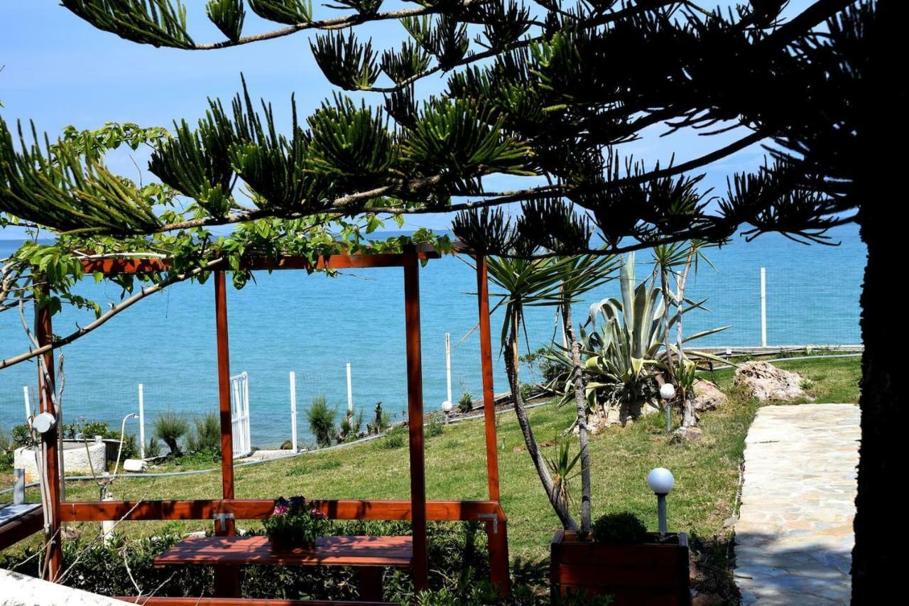 Antorina Beachfront Apartment