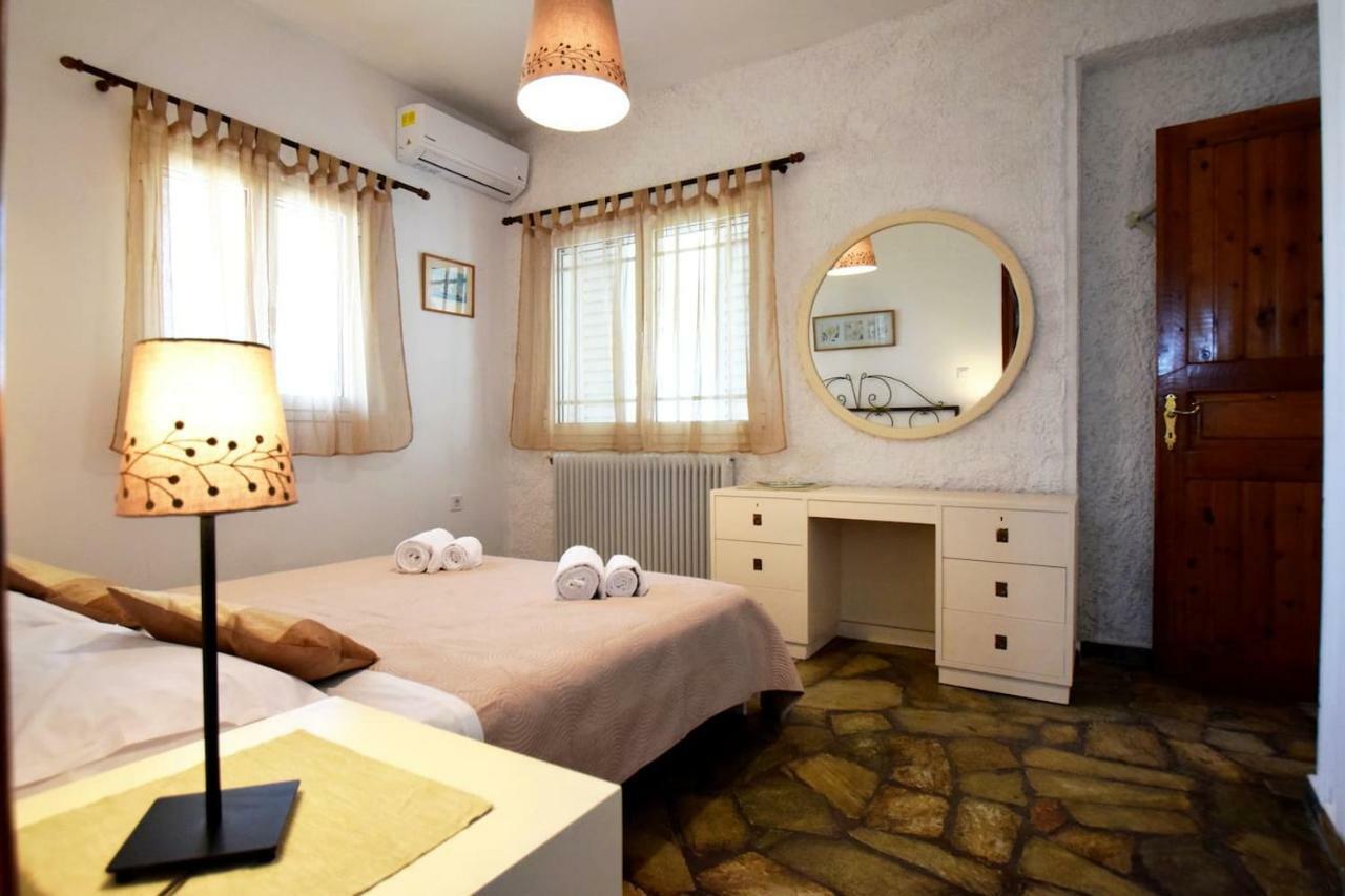 Antorina Beachfront * Kamari (Corinthia)
