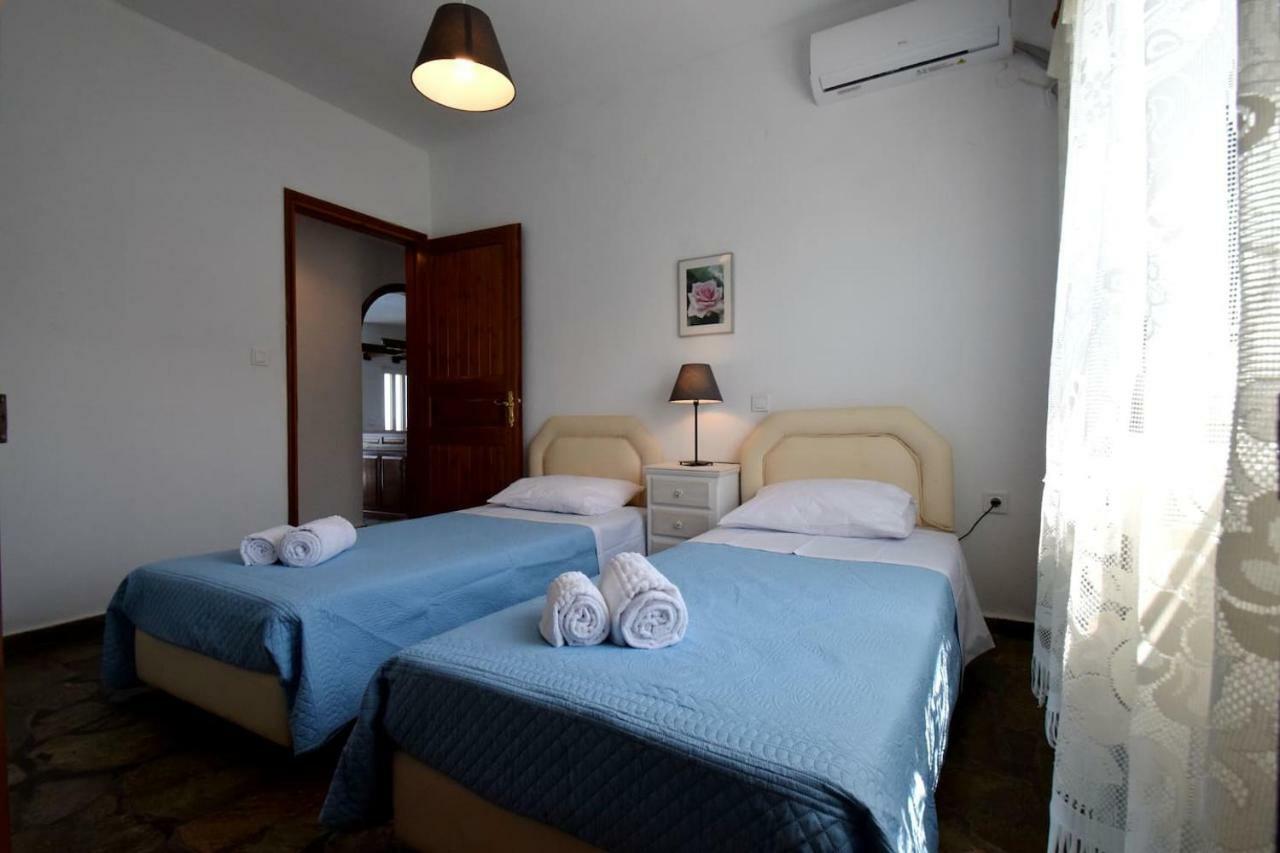 Antorina Beachfront Kamari (Corinthia)