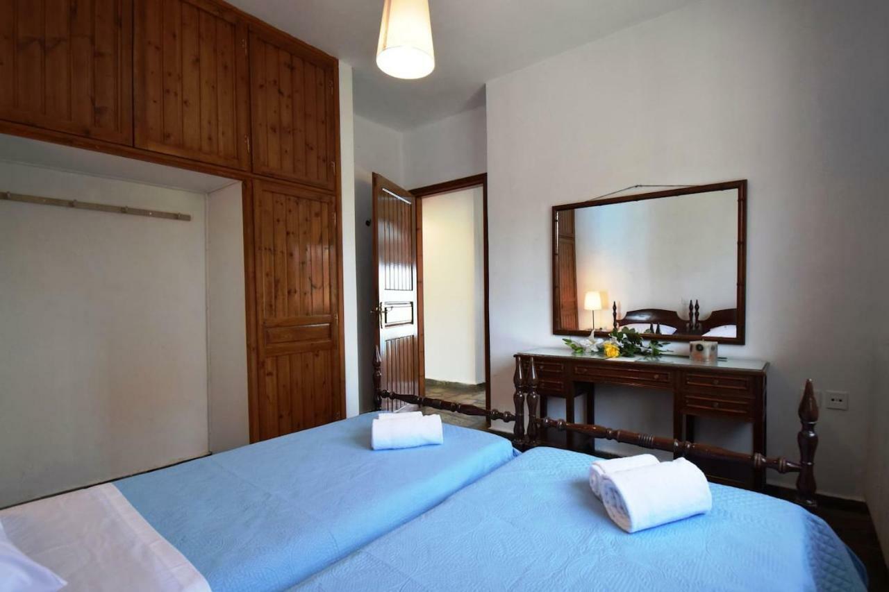 Antorina Beachfront Kamari (Corinthia)