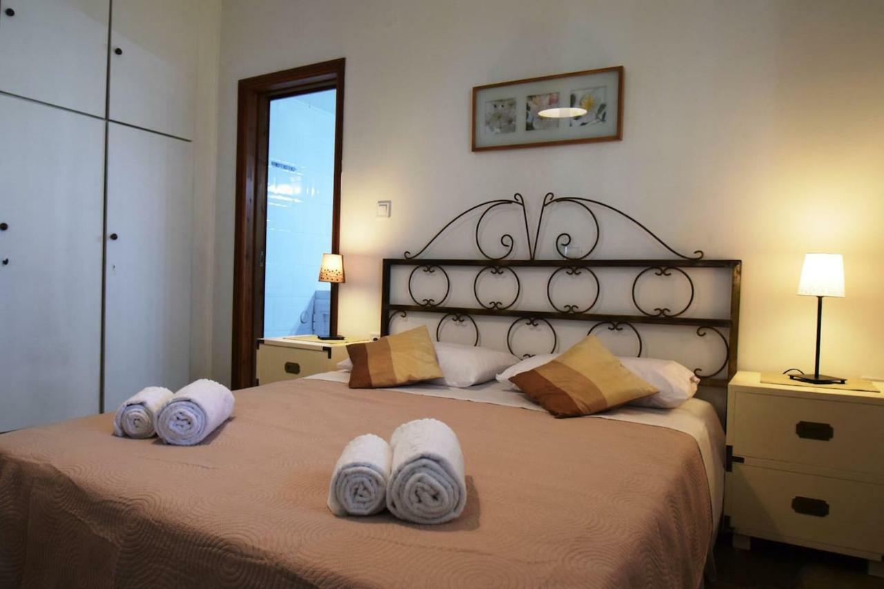Antorina Beachfront Apartment Kamari (Corinthia)